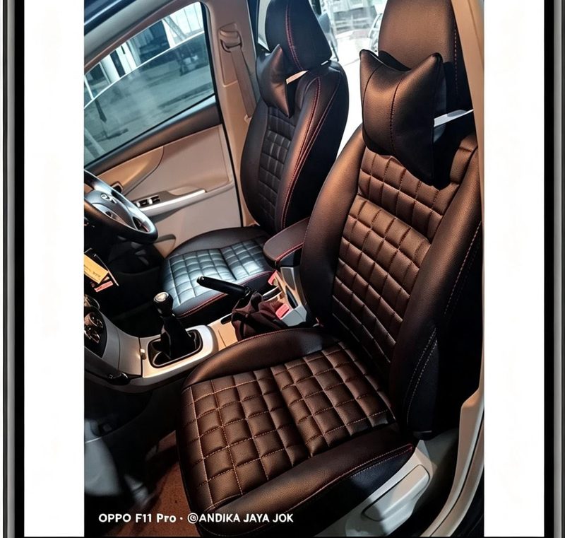 Jok cokelat model sofa dengan headrest